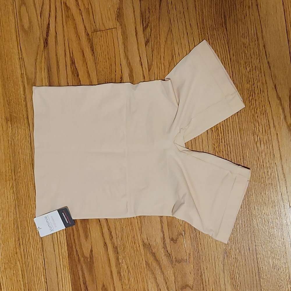 Yummie shaping shorts
